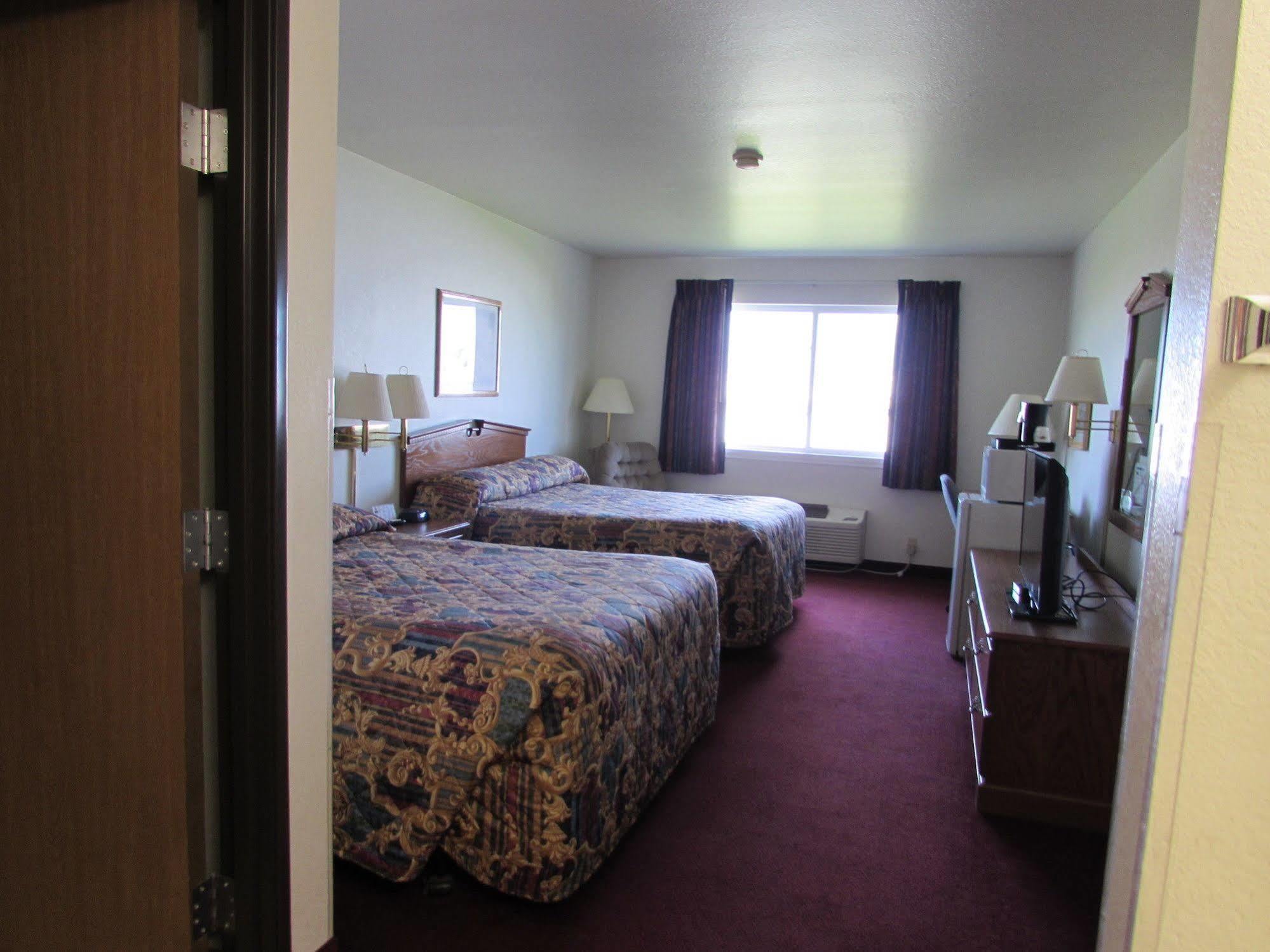 Super 8 By Wyndham Bethany Mo Kültér fotó